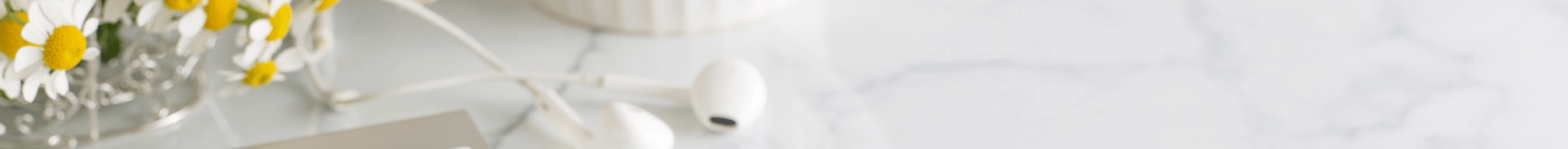 パソコンのキーボードの写真